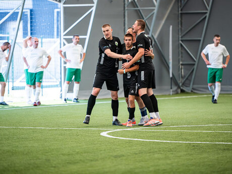 peremozhni-emotsii-futbolistiv-komandy-Eridon.jpg