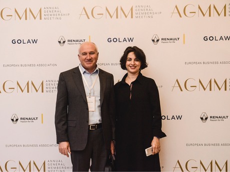 Зліва направо: Керівник компанії Ерідон Кролевець Сергій Вікторович, Директор ЄБА Дерев’янко Анна